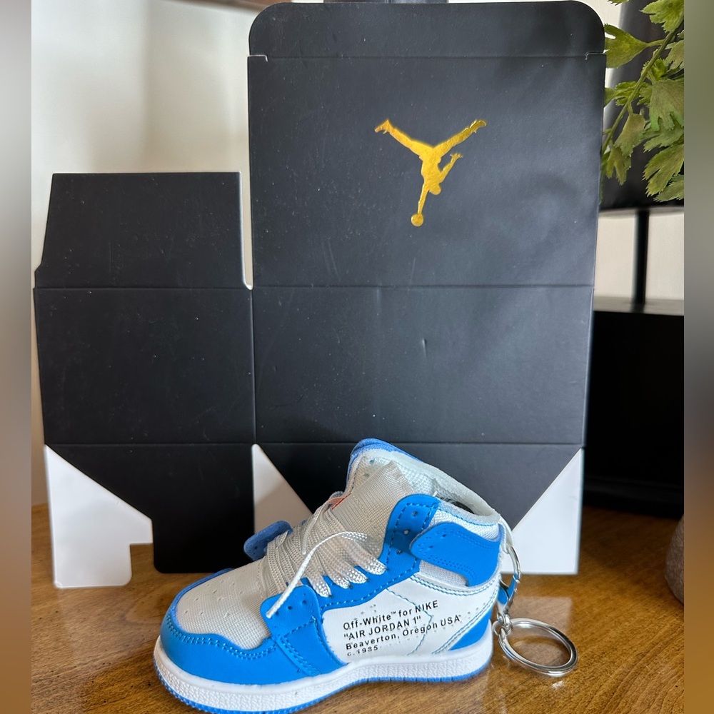Nike Sneaker Speaker - Blue and White With Gift Box
